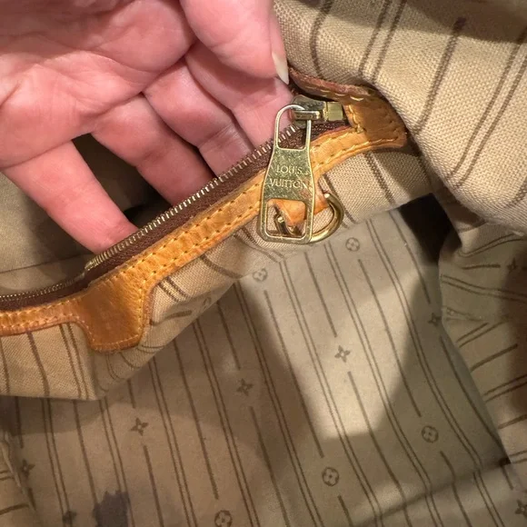 Louis Vuitton Large Delightful PM Brown Monogram Hobo Bag - Picture 10 of 14